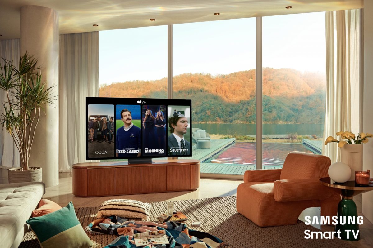 Hub: 80% of U.S. Homes Own a Smart TV; Consumer Demand for Apple Vision Pro VR Headwear Limited