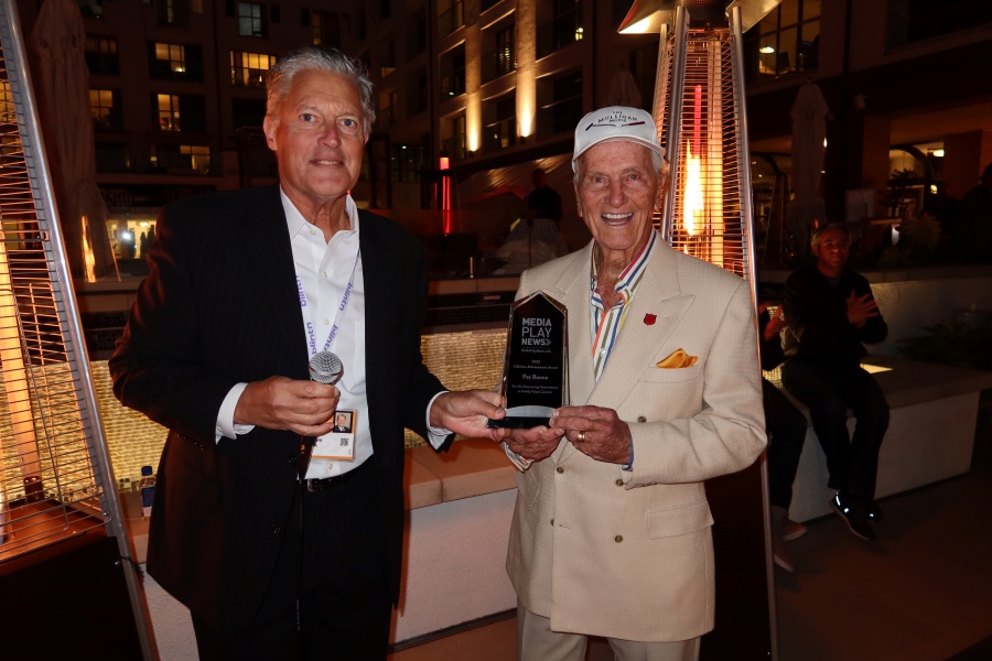 Pat Boone Honored With Lifetime Achievement Award at AFM 2022