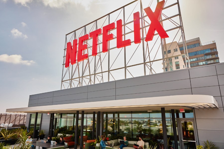 Netflix Ups Premium Plan Subscription Features